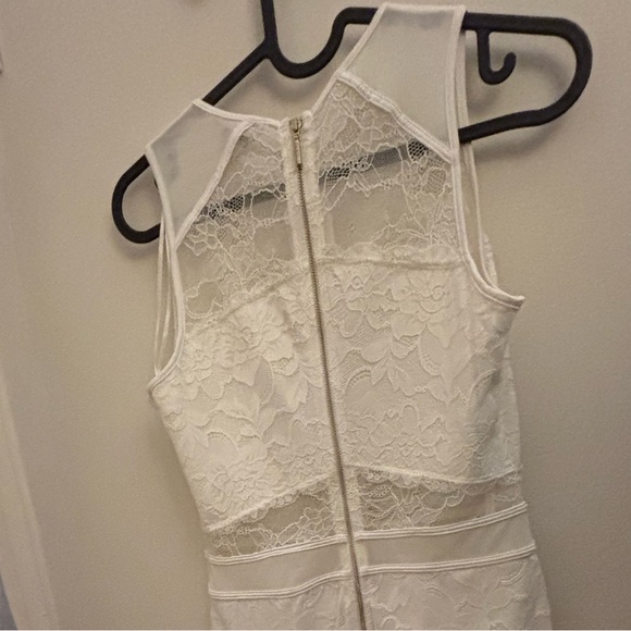 GUESS Lace Dress Small - Picture 7 of 8